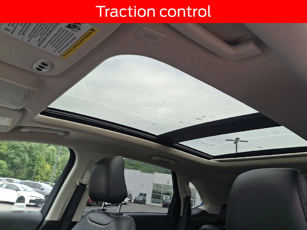 Certified 2024 Ford Edge SEL w/ Convenience Package AWD/4WD image 14