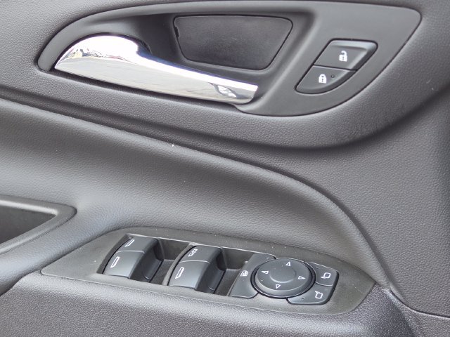 Used 2024 Chevrolet Equinox LT FWD image 24