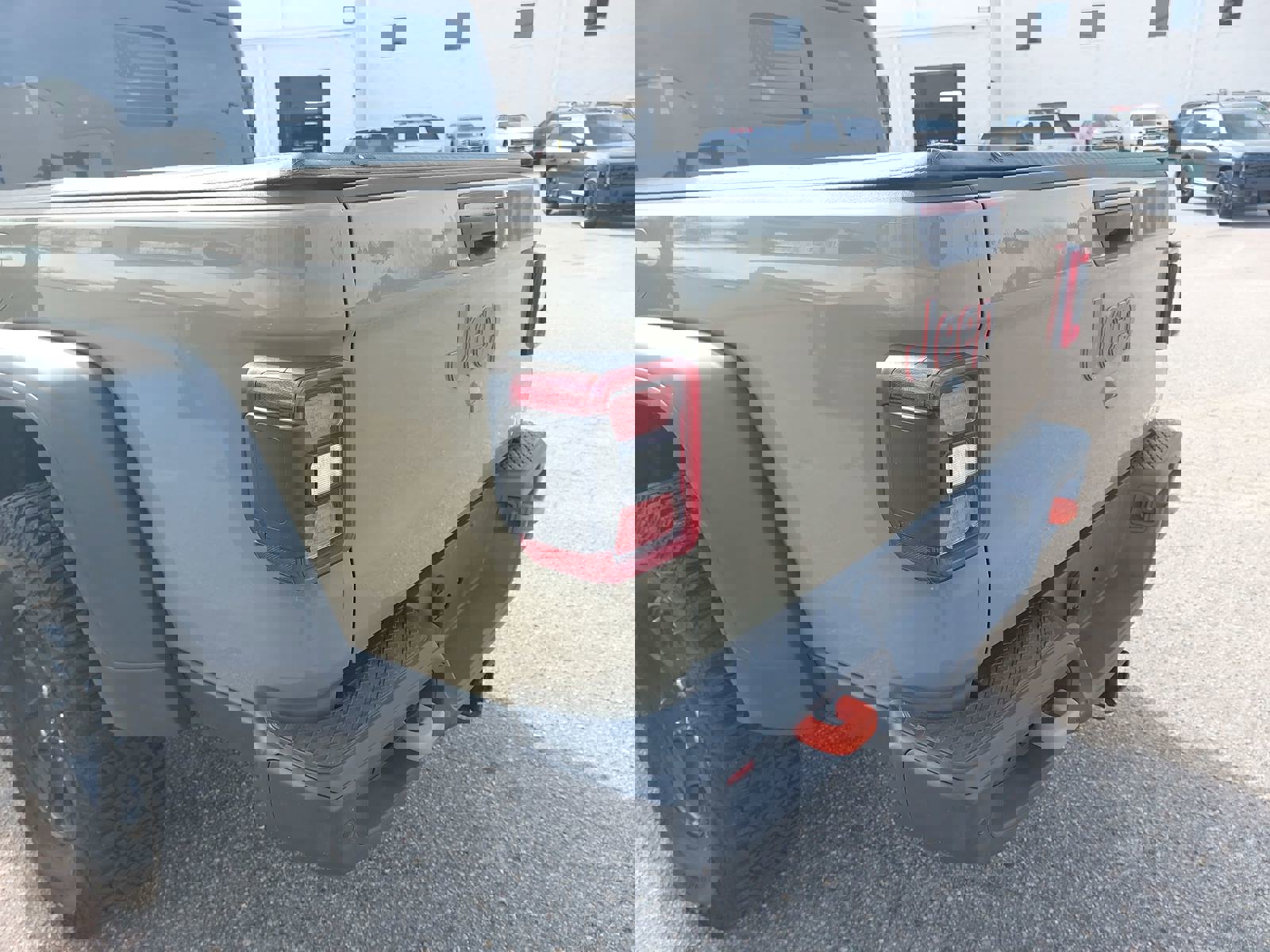 Used 2020 Jeep Gladiator Mojave image 34