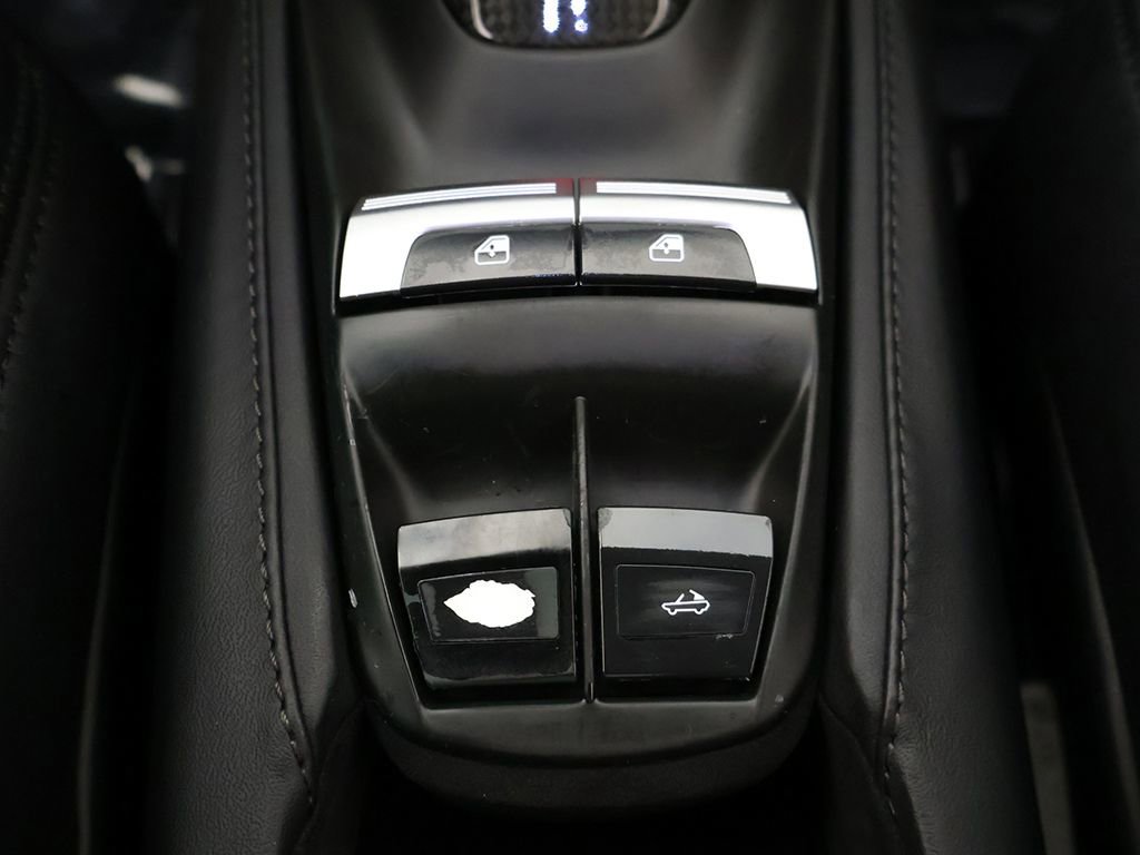Used 2019 Ferrari 488 Spider image 55