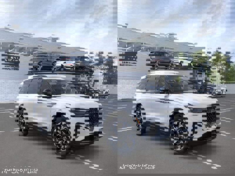 New 2026 Lincoln Nautilus Premier w/ Equipment Group 102A image 7