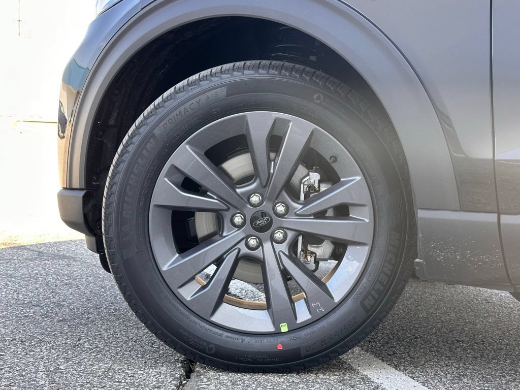New 2026 Ford Explorer Active w/ Active Comfort Package AWD/4WD image 10