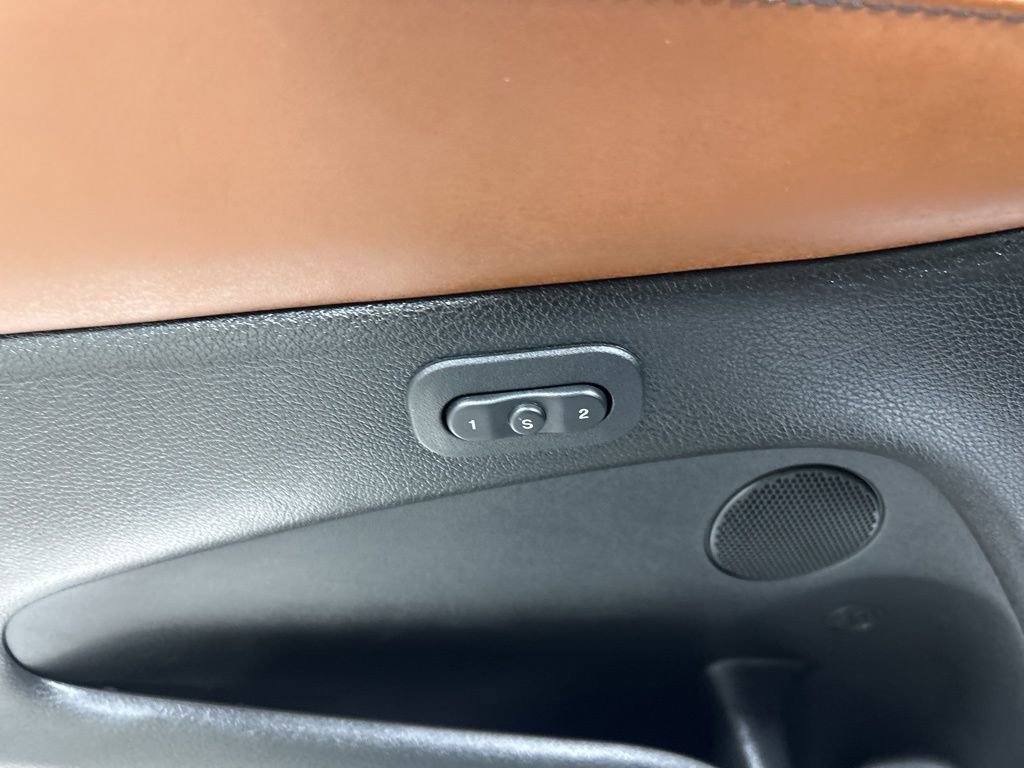 Used 2021 Jeep Grand Cherokee Overland image 14