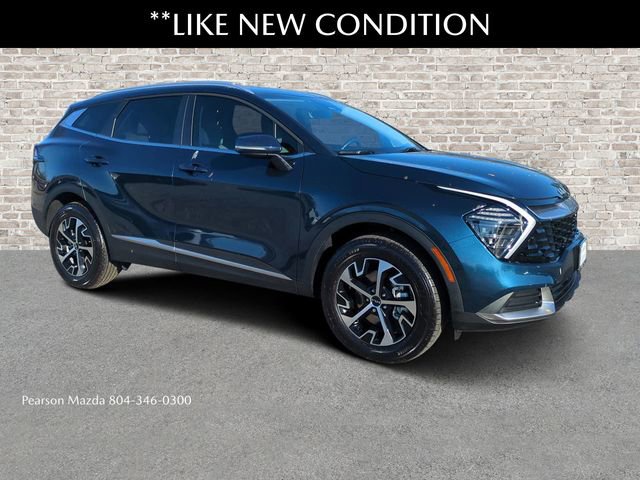 Used 2025 Kia Sportage EX image 1