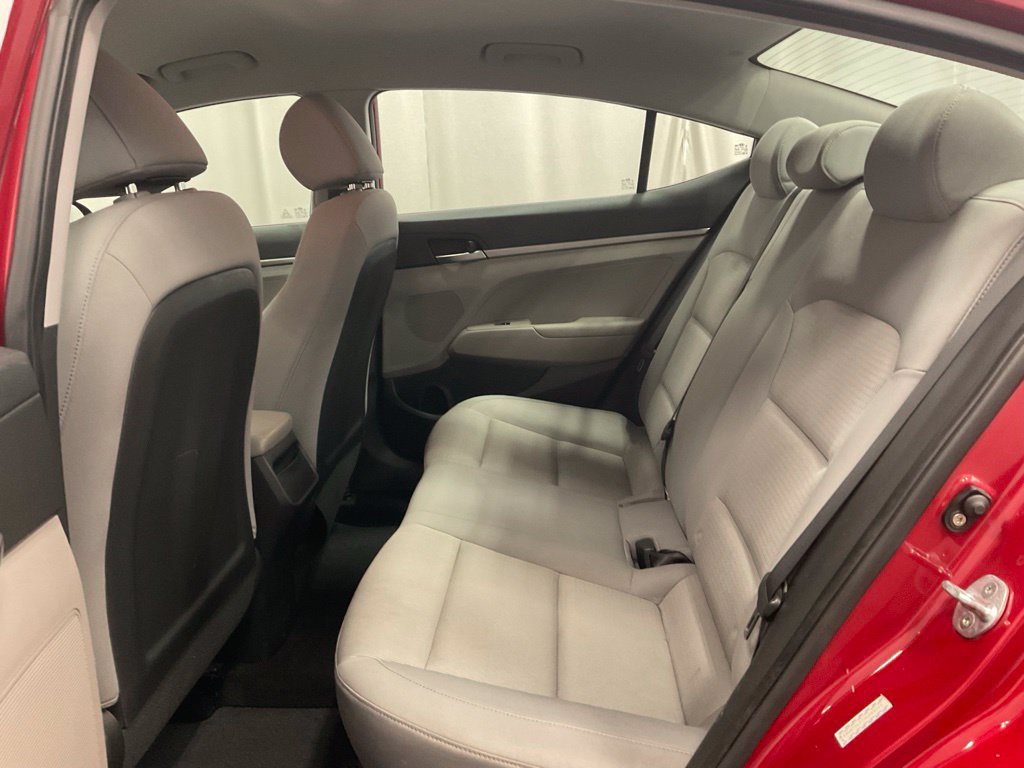 Used 2017 Hyundai Elantra SE FWD image 35