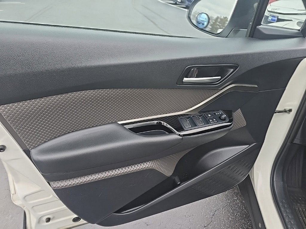 Certified 2021 Toyota C-HR Limited image 17