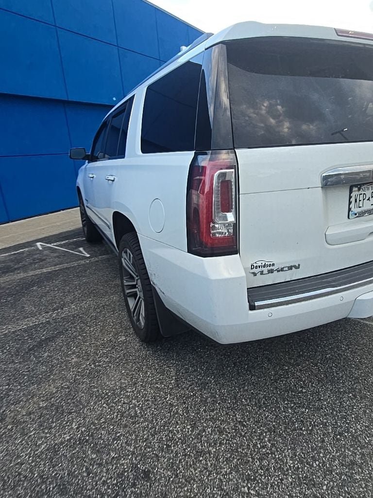 Used 2018 GMC Yukon Denali w/ Denali Ultimate Package AWD/4WD image 12