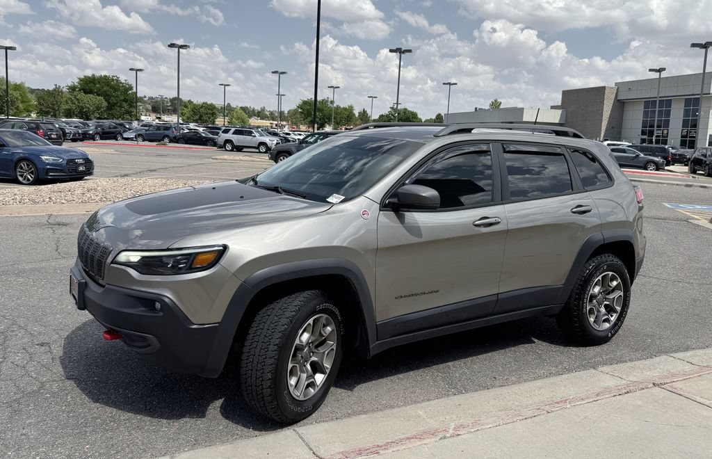 Used 2021 Jeep Cherokee Trailhawk AWD/4WD image 4