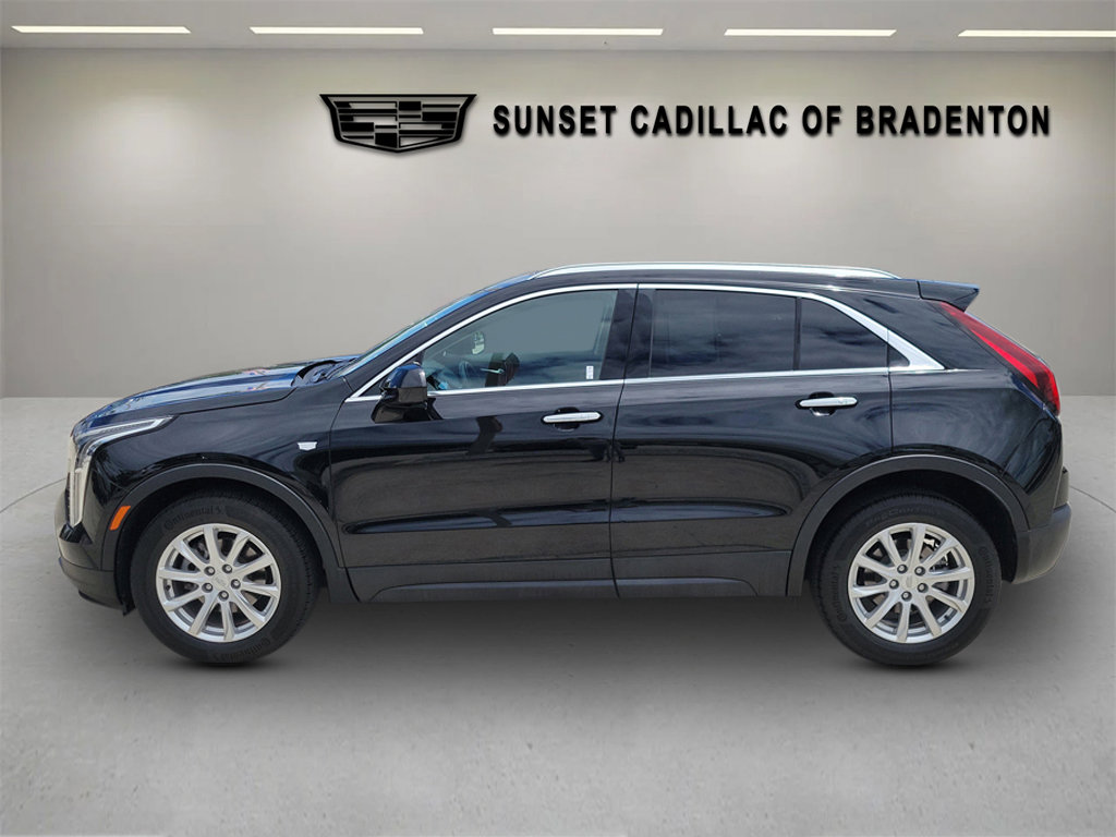 Used 2021 Cadillac XT4 Luxury w/ Cold Weather Package AWD/4WD image 7