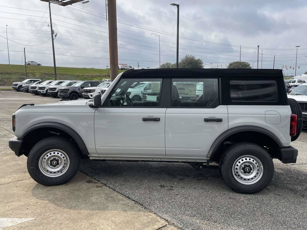 New 2026 Ford Bronco 4-Door AWD/4WD image 6