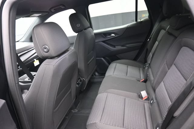 New 2026 Chevrolet Equinox LT w/ Safety and Technology Package FWD image 9