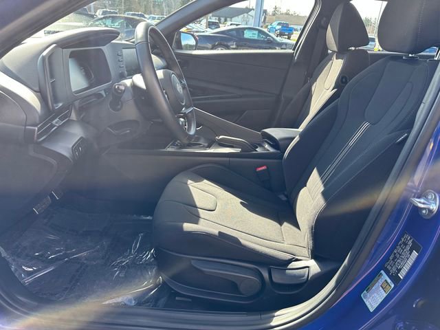 Used 2025 Hyundai Elantra Sport w/ Cargo Package image 9