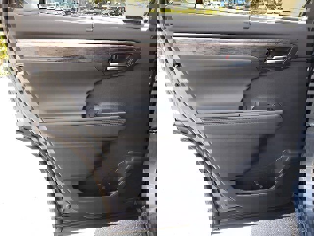 New 2026 Toyota Highlander Platinum image 8