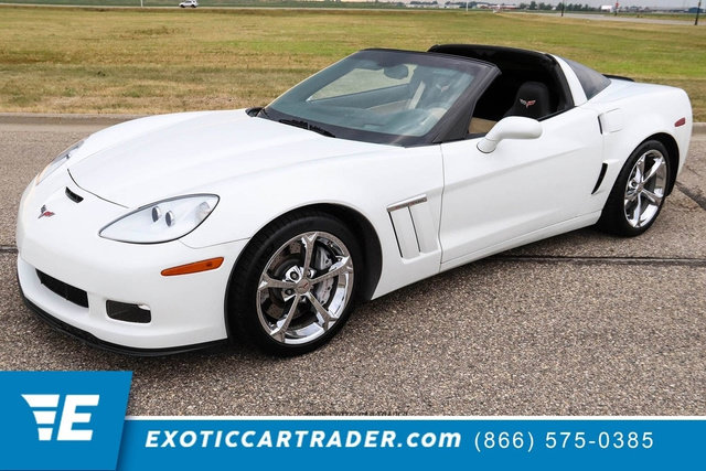 Used 2011 Chevrolet Corvette Grand Sport w/ Preferred Equipment Group RWD image 1