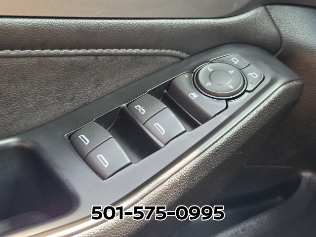 Used 2023 Chevrolet Traverse LT AWD/4WD image 34