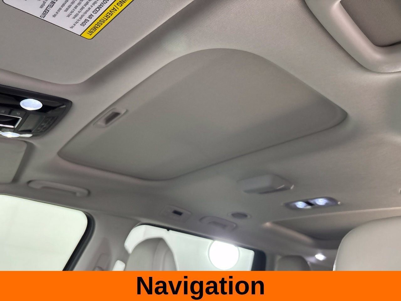 Used 2025 Kia Carnival SX FWD image 12