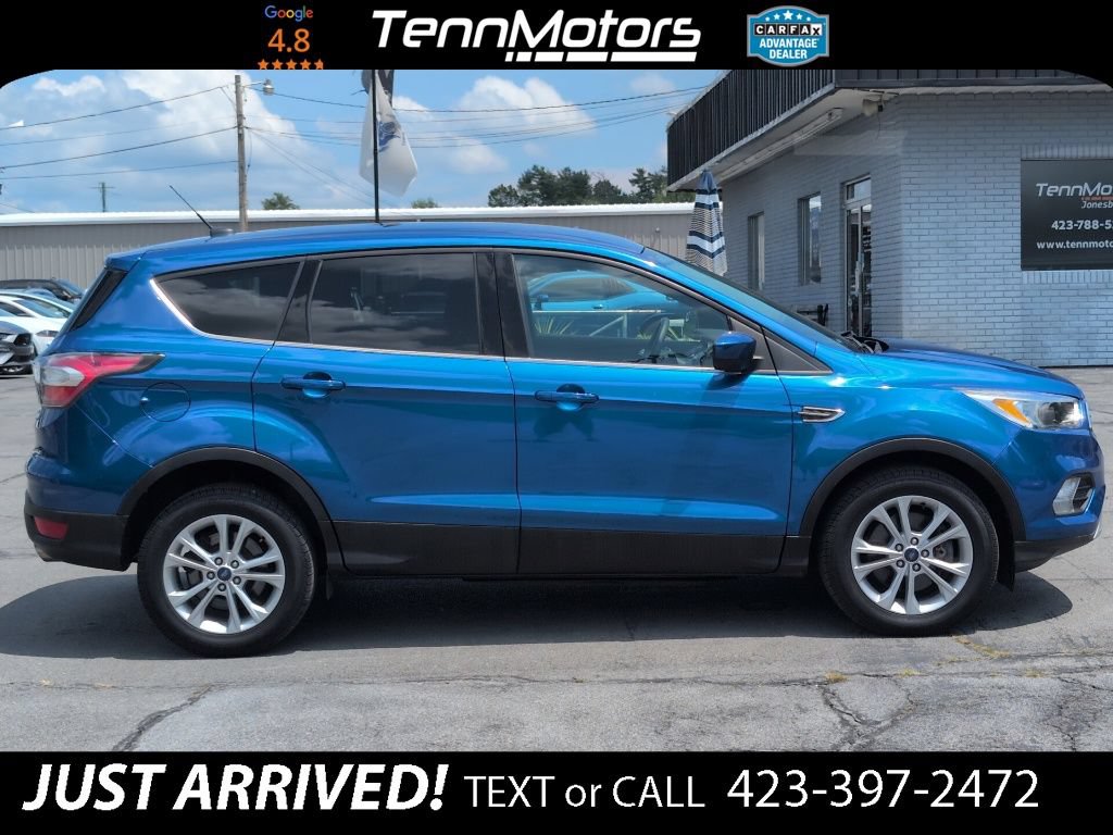 Used 2017 Ford Escape SE AWD/4WD image 4