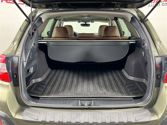 Used 2019 Subaru Outback 3.6R Touring image 28