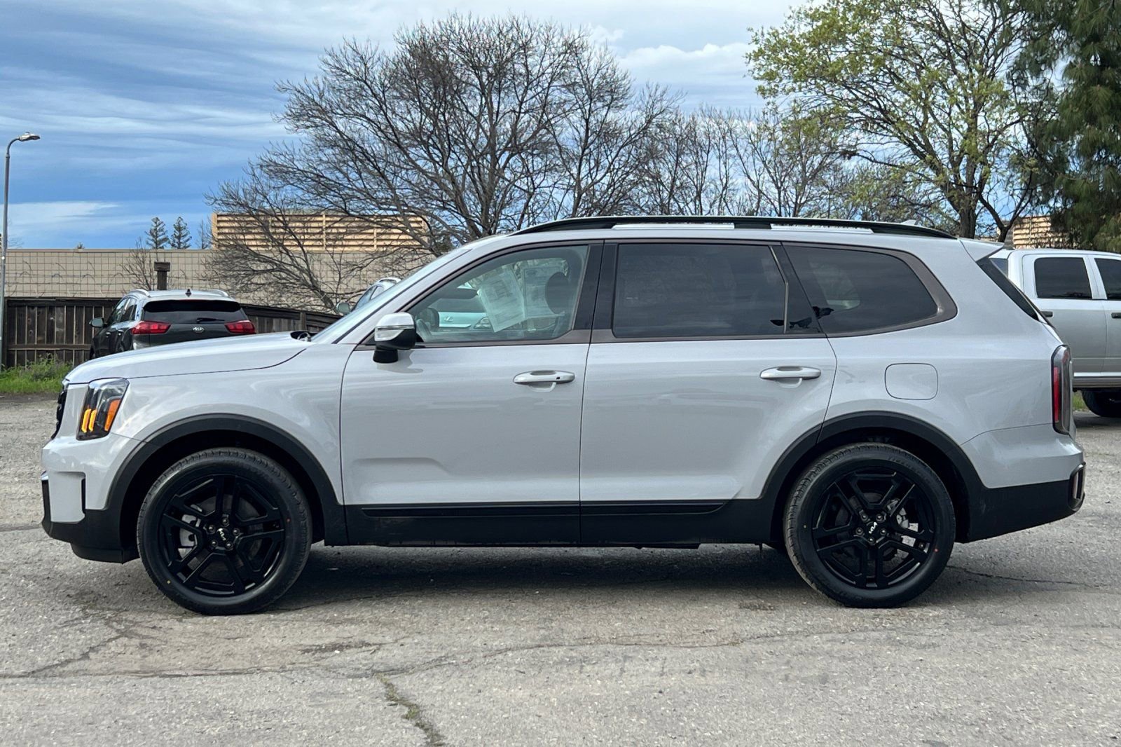 Used 2024 Kia Telluride EX X-Line image 7