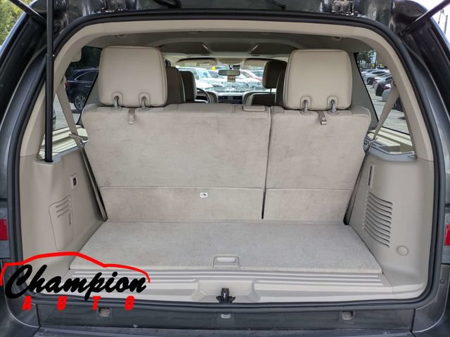 Used 2017 Lincoln Navigator Select RWD image 15