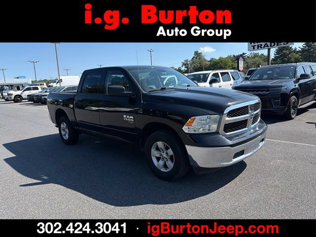 Used 2021 RAM 1500 Classic SLT AWD/4WD image 1