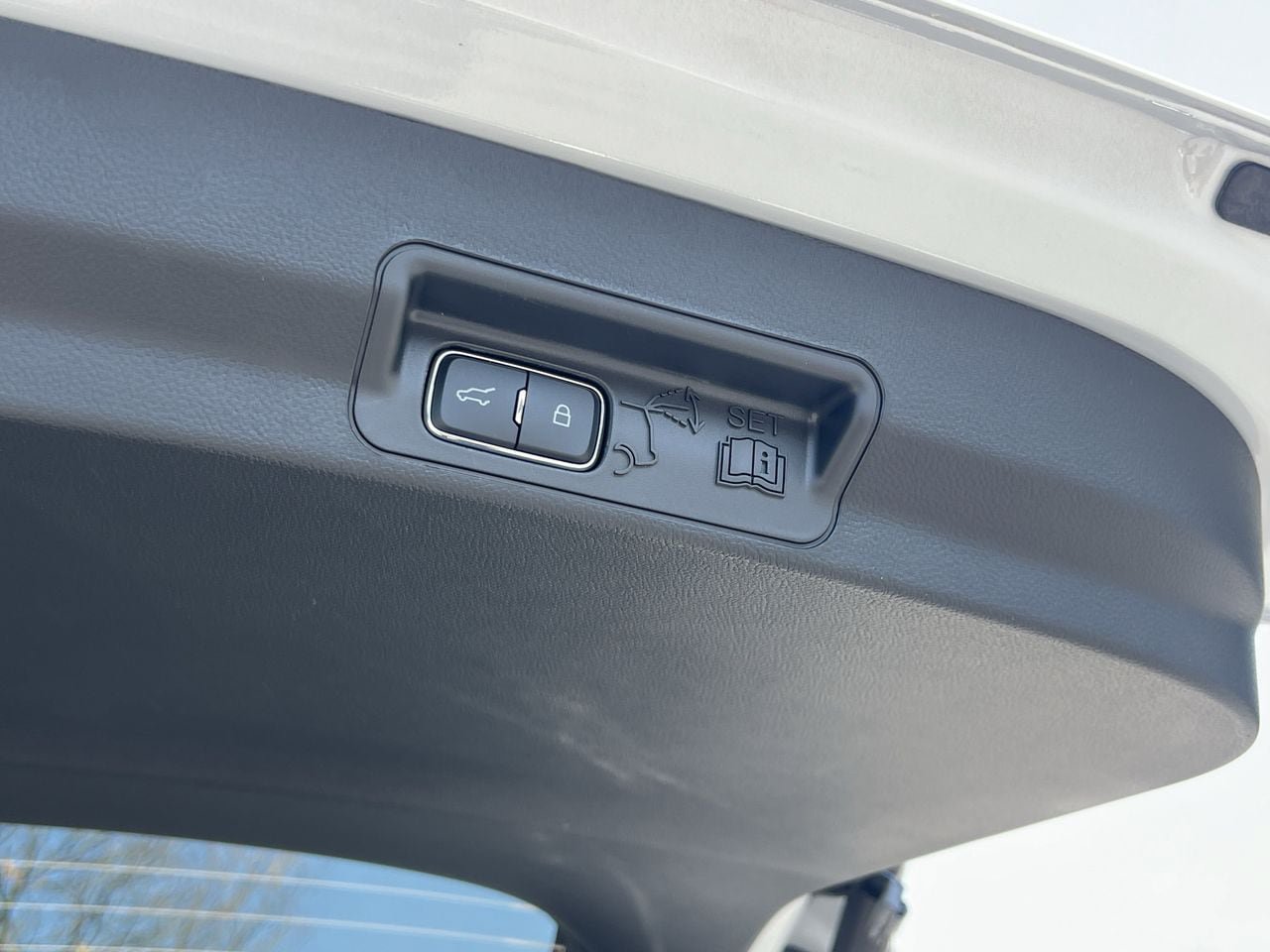 New 2026 Ford Explorer ST image 25