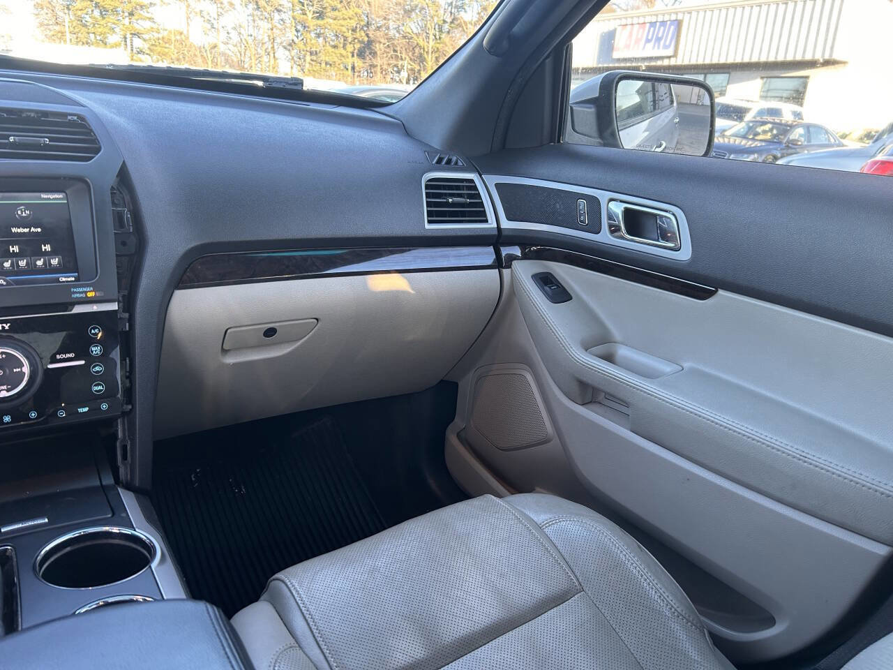 Used 2011 Ford Explorer Limited w/ 301A Rapid Spec Order Code image 5