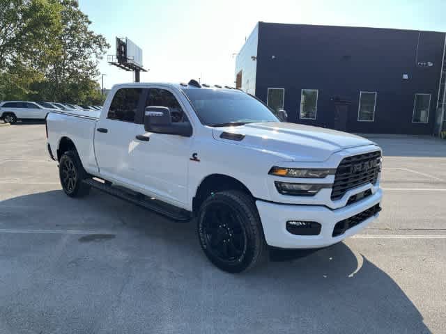 Used 2025 RAM 2500 Big Horn AWD/4WD image 2