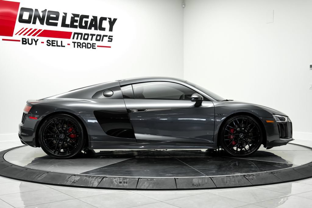 Used 2018 Audi R8 V10 AWD/4WD image 5
