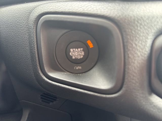 Certified 2025 Jeep Wrangler Sport AWD/4WD image 18