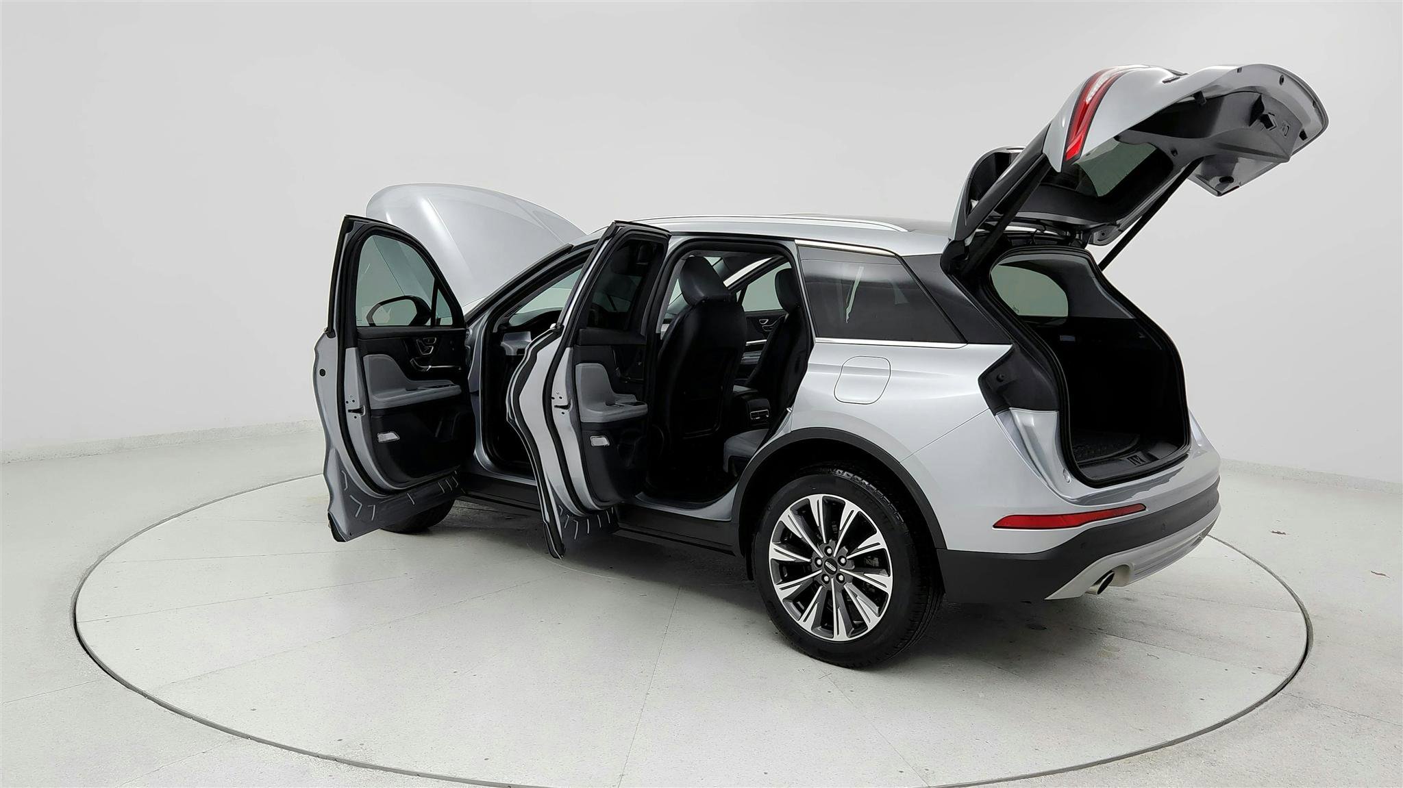 Used 2021 Lincoln Corsair Reserve FWD image 10