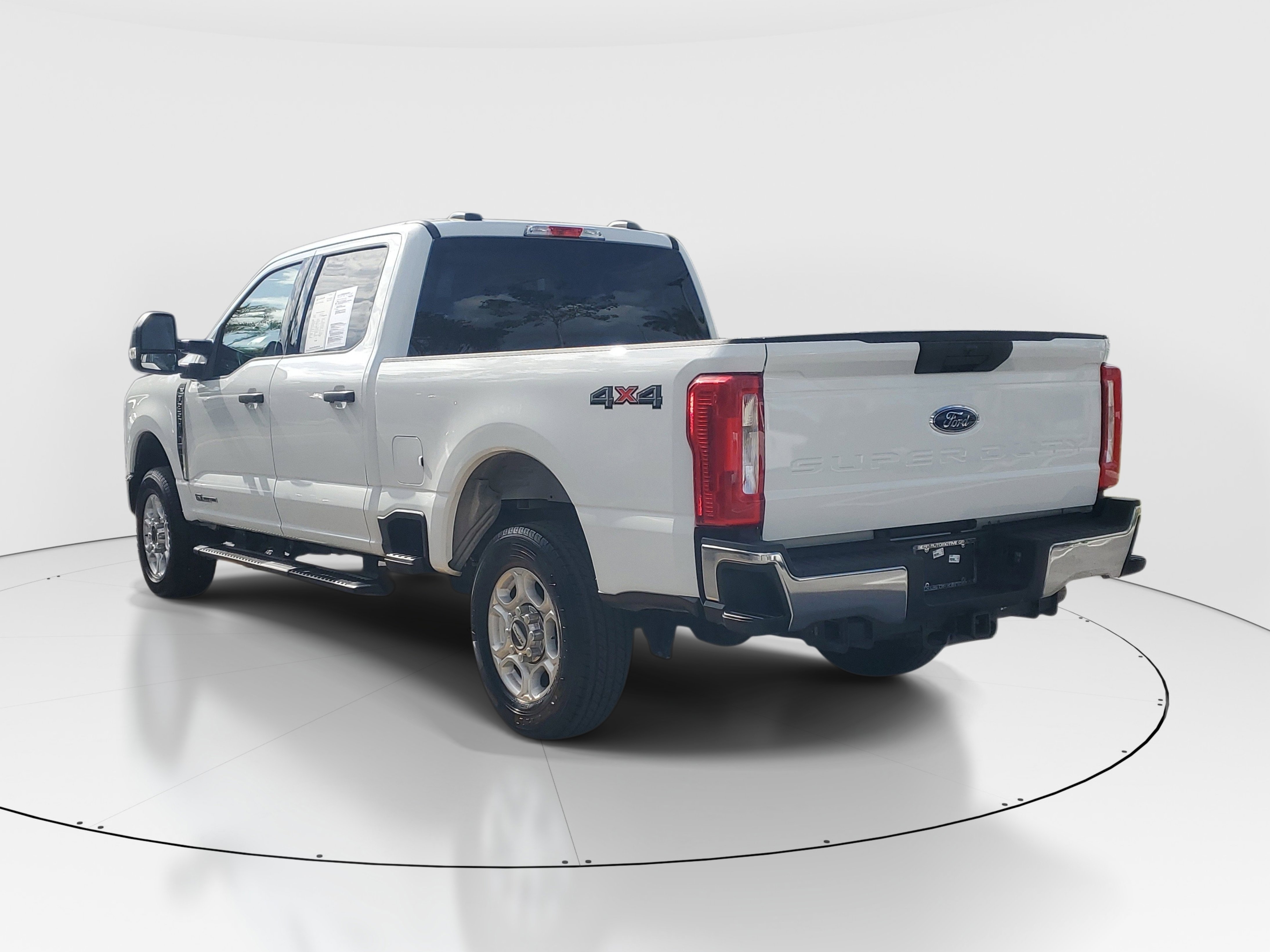 Used 2026 Ford F250 XLT AWD/4WD image 5