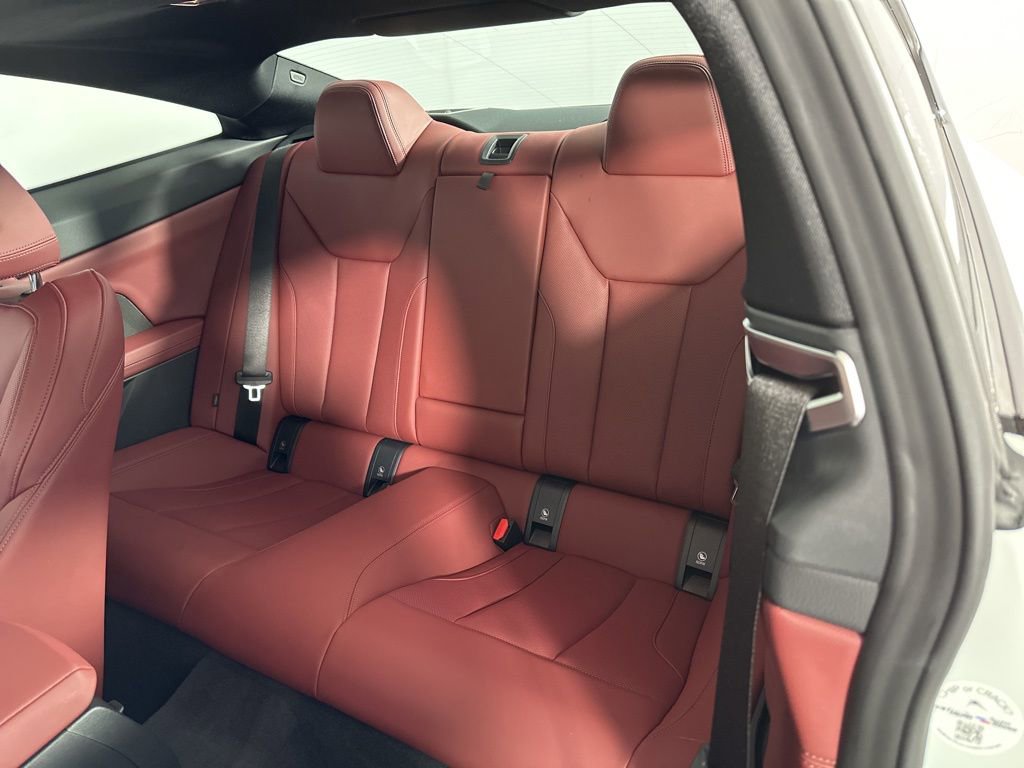 Used 2025 BMW 440i xDrive Coupe w/ Premium Package image 19