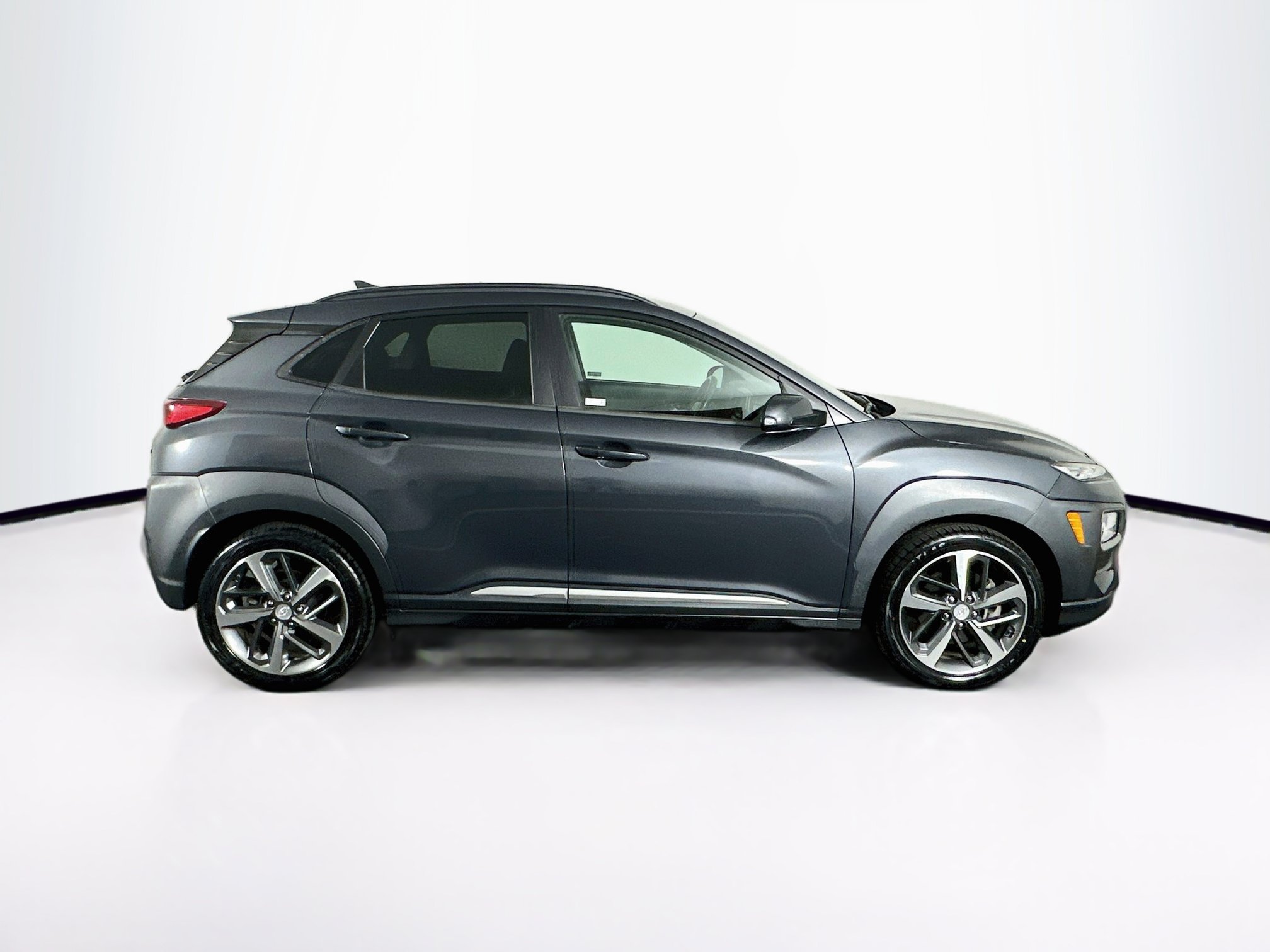 Used 2020 Hyundai Kona Limited w/ Cargo Package FWD image 10