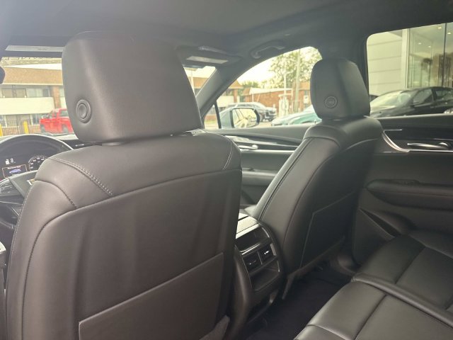 Certified 2023 Cadillac XT5 Premium Luxury AWD/4WD image 30