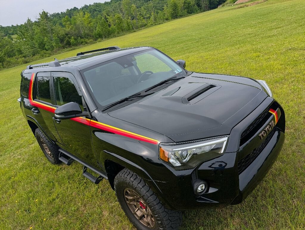 Used 2023 Toyota 4Runner 40th Anniversary SE AWD/4WD image 15