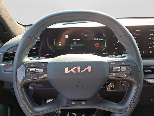 Used 2024 Kia EV9 GT-Line AWD/4WD image 23