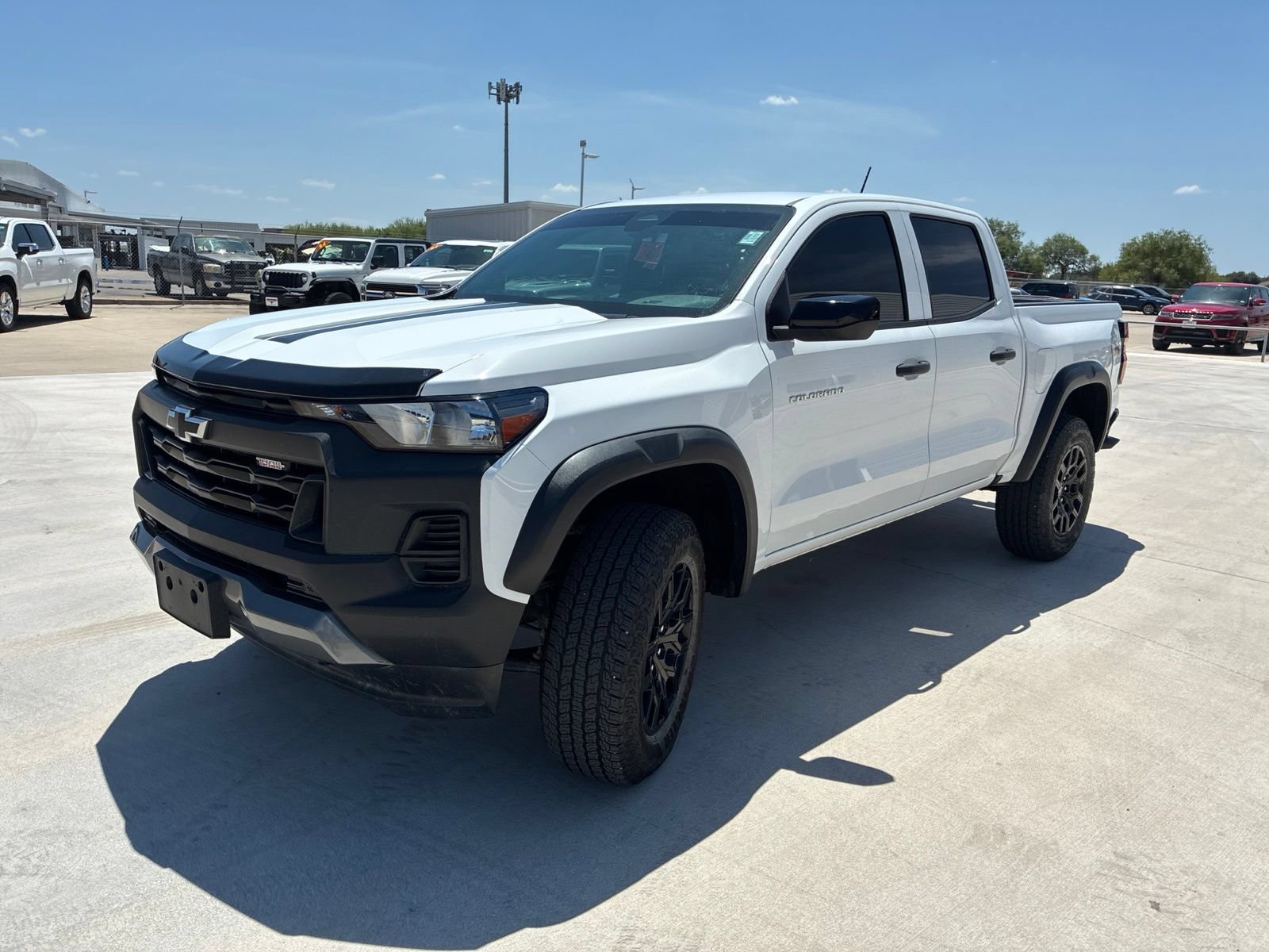 Used 2024 Chevrolet Colorado Trail Boss w/ Advanced Trailering Package AWD/4WD image 7