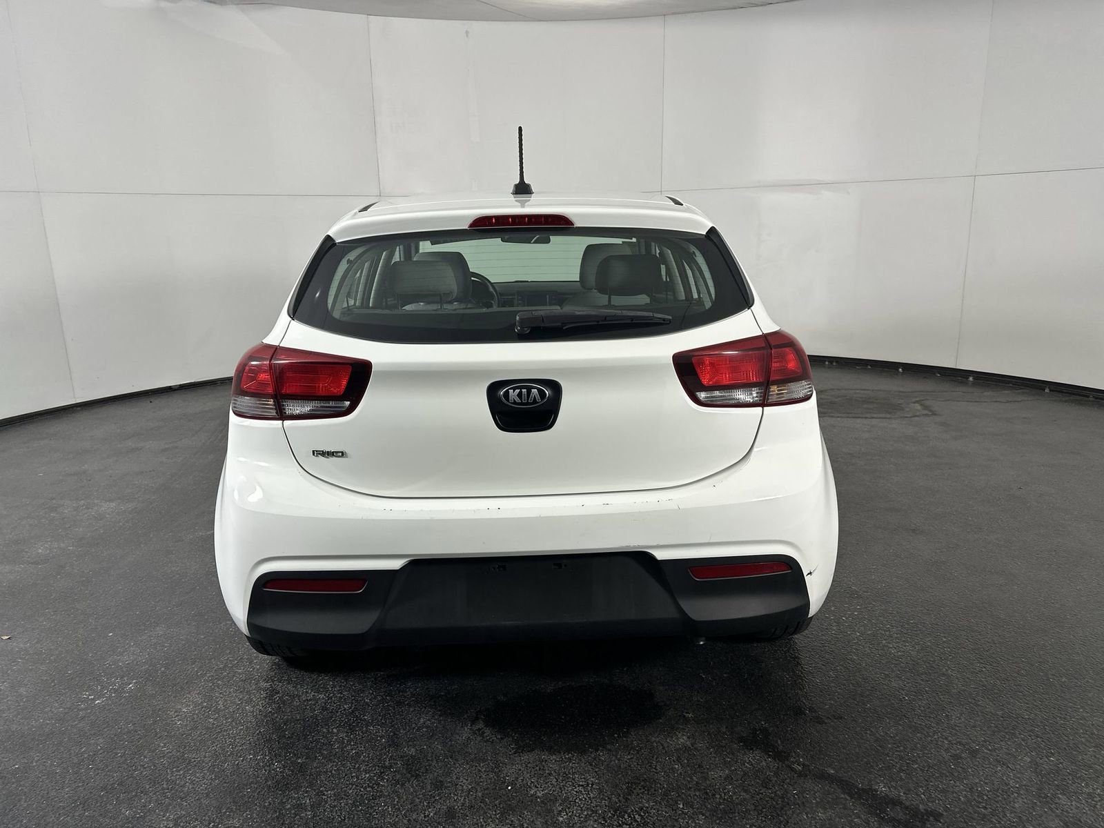 Used 2018 Kia Rio LX image 10