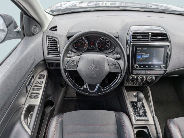 Used 2024 Mitsubishi Outlander Sport SE AWD/4WD image 15