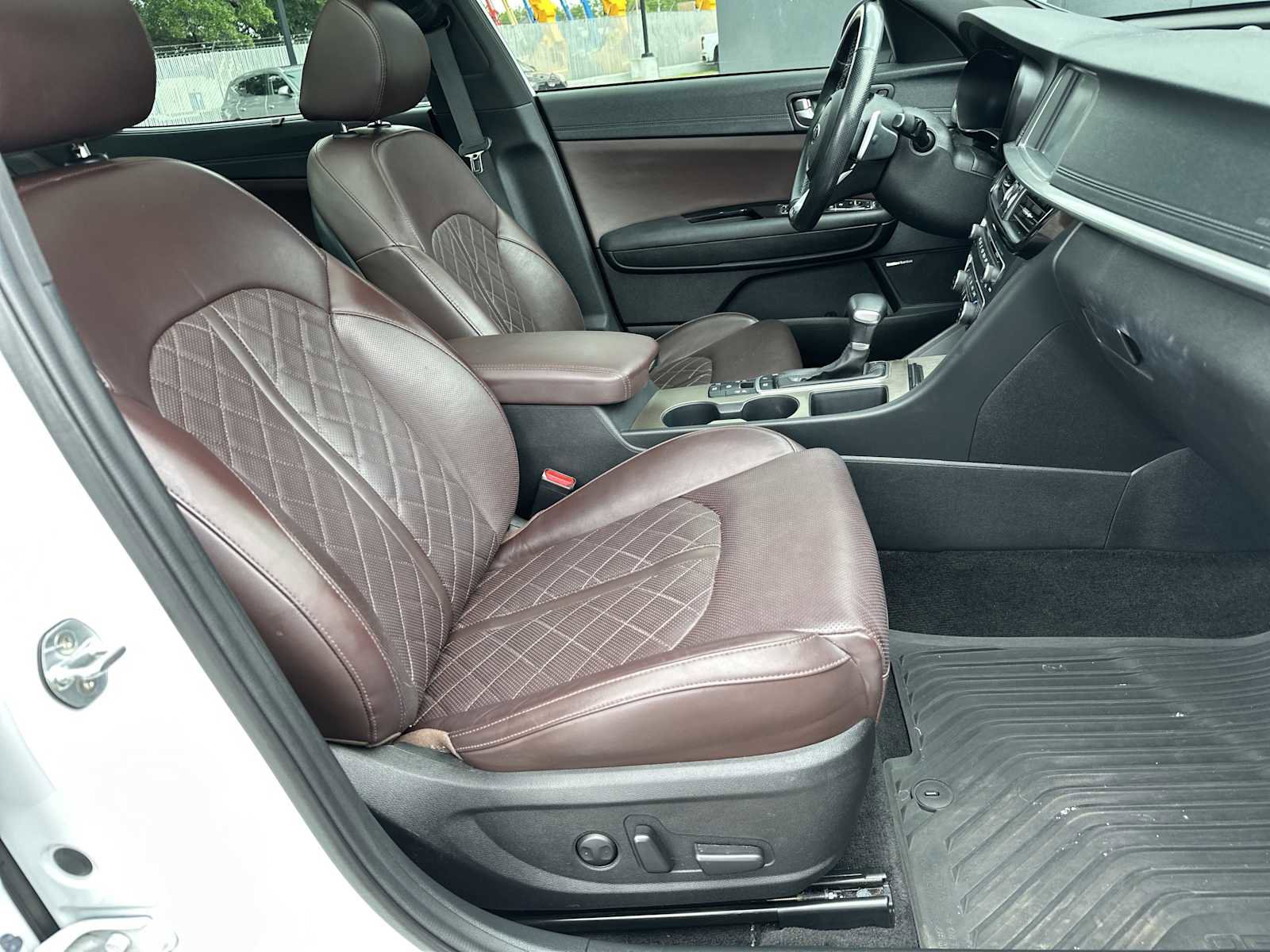 Used 2019 Kia Optima SX FWD image 25