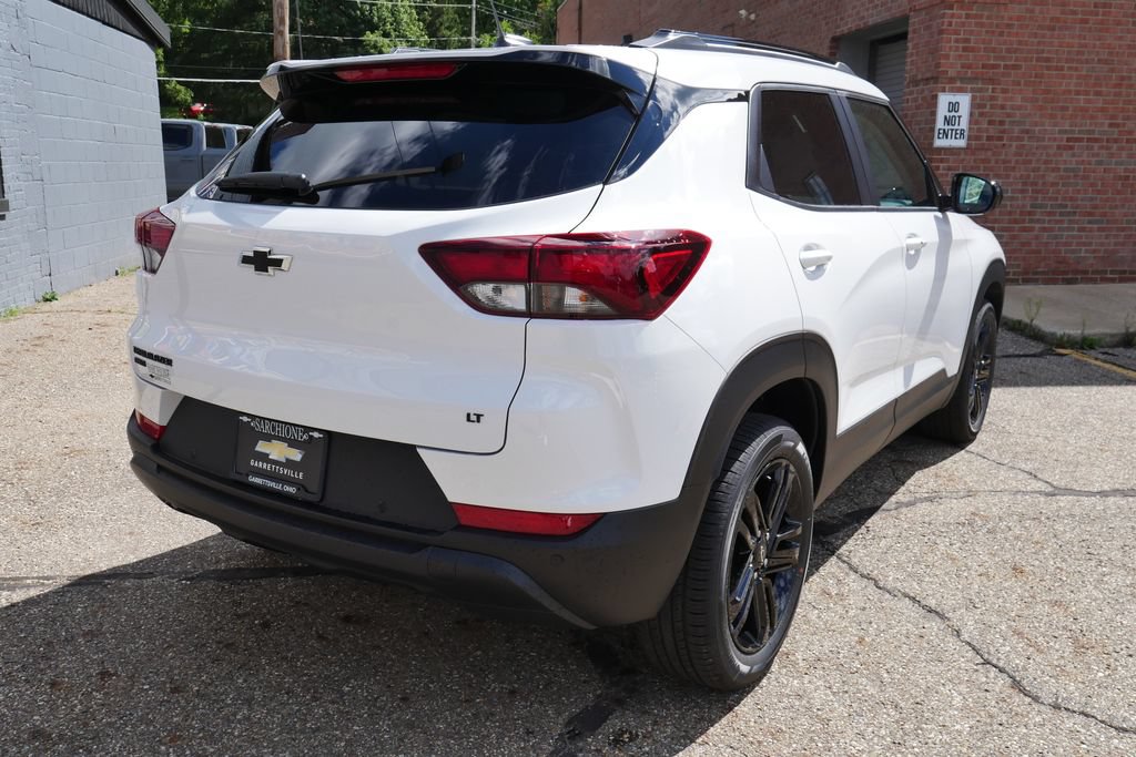 New 2026 Chevrolet TrailBlazer LT w/ Midnight Edition AWD/4WD image 4