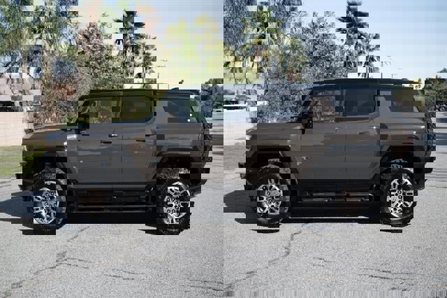 Used 2024 GMC Hummer EV 2X w/ Extreme Off-Road Package image 46