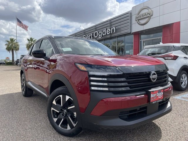 New 2025 Nissan Kicks SV w/ SV Premium Package