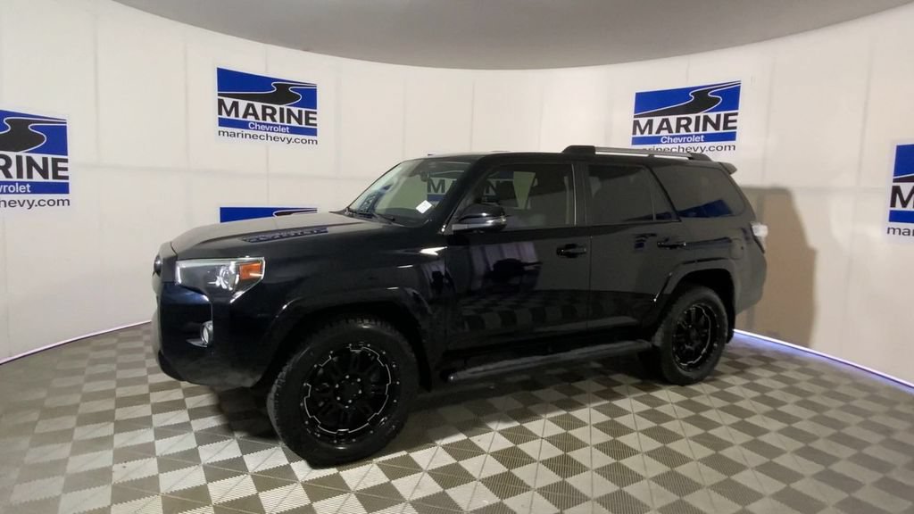 Used 2020 Toyota 4Runner SR5 Premium w/ Moonroof Package AWD/4WD image 7