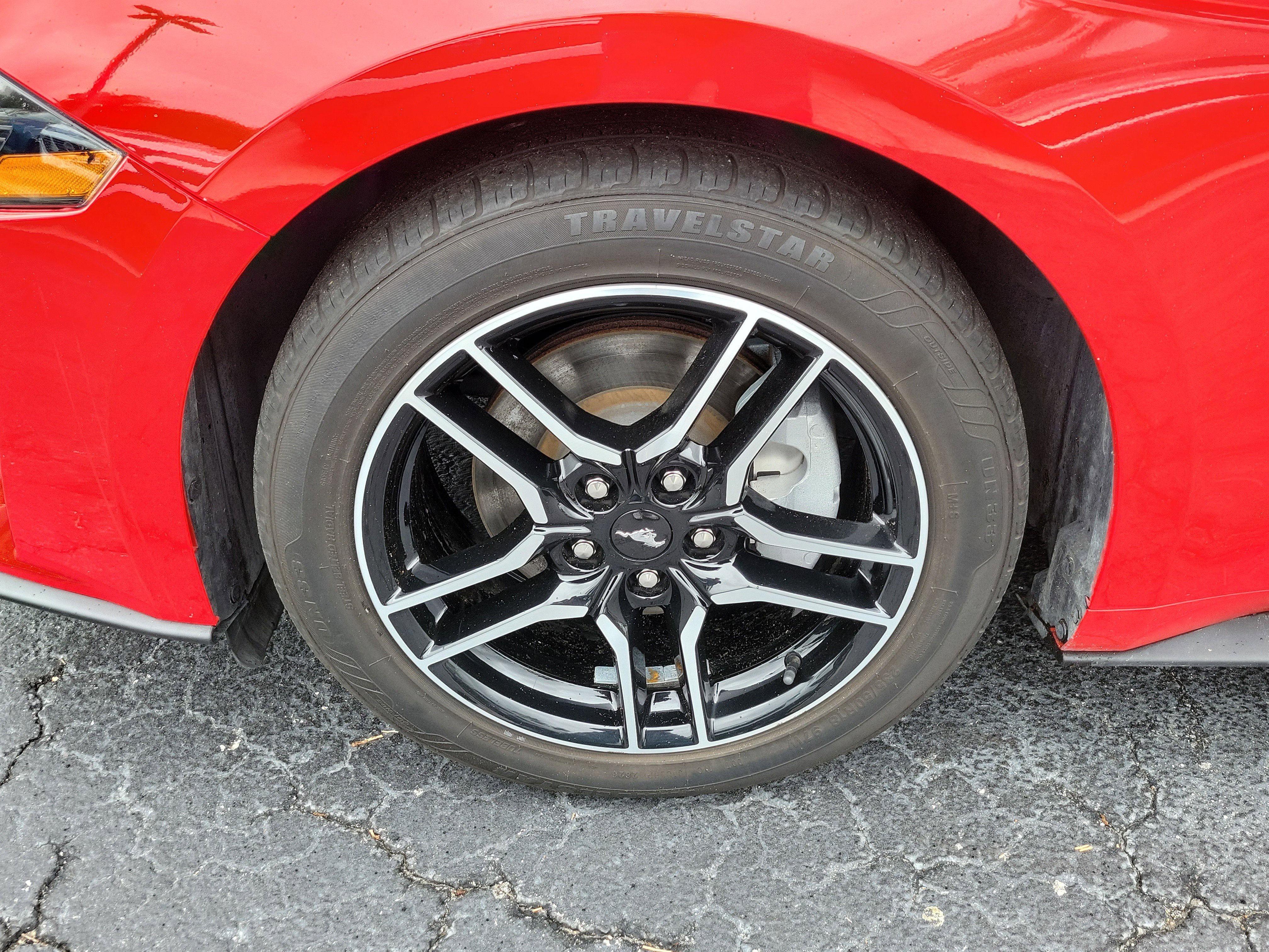 Used 2022 Ford Mustang Premium RWD image 4