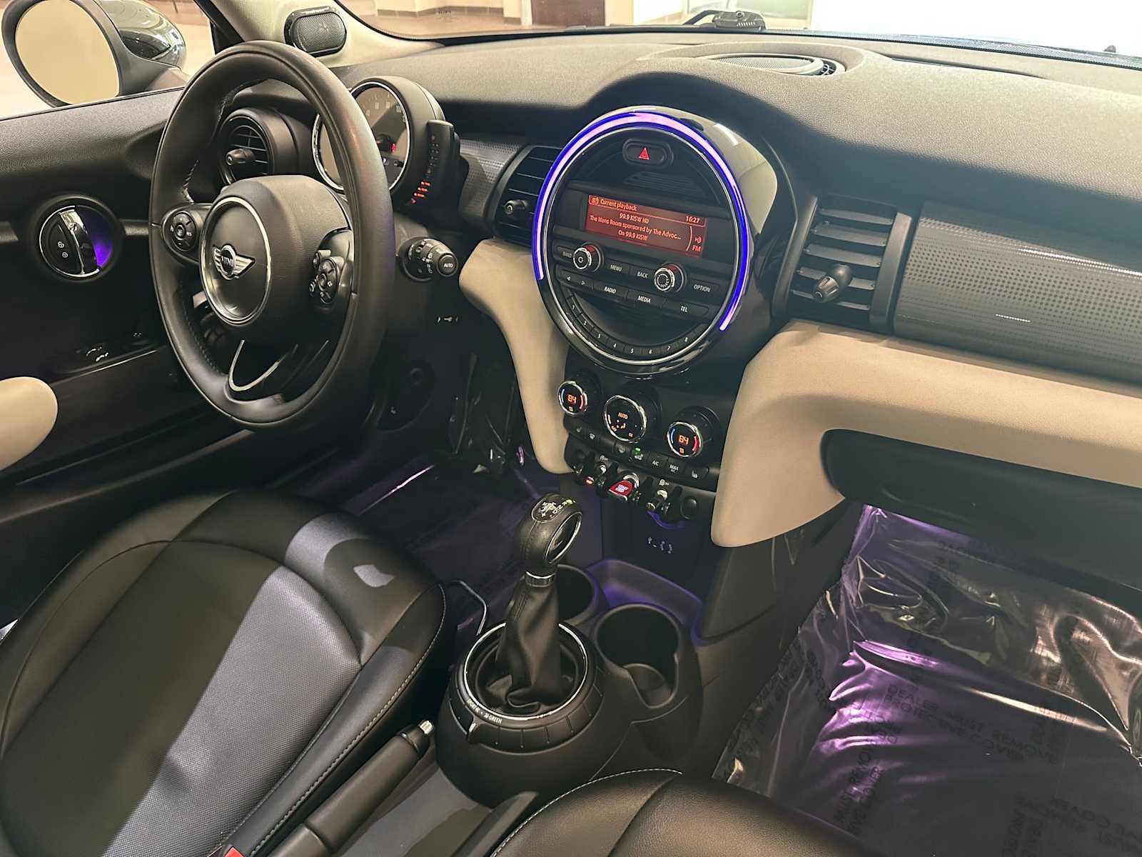 Used 2014 MINI Cooper 2-Door Hardtop image 27