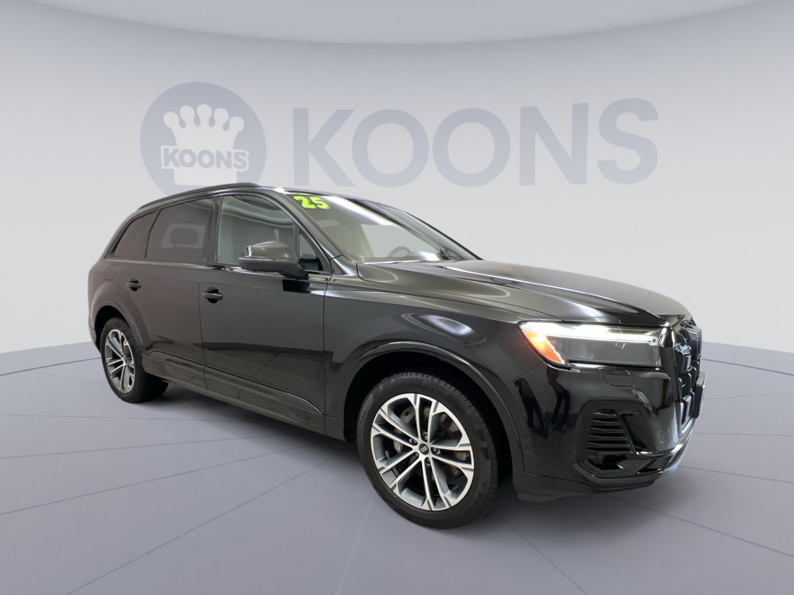 Used 2025 Audi Q7 2.0T Premium w/ Convenience Plus Package image 7