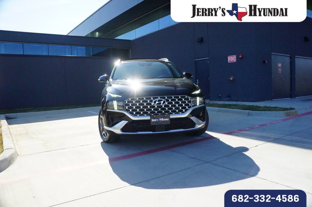 Used 2022 Hyundai Santa Fe Limited w/ Cargo Package image 2