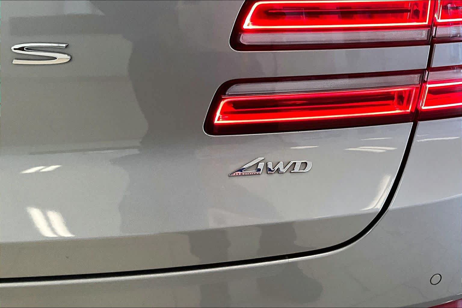 Used 2023 Genesis GV80 2.5T w/ Advanced Package AWD/4WD image 9